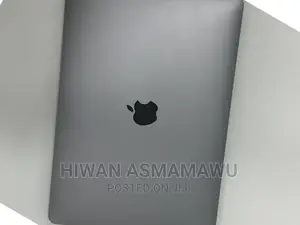 New Laptop Apple MacBook 2020 8GB Intel Core I5 SSD 256GB