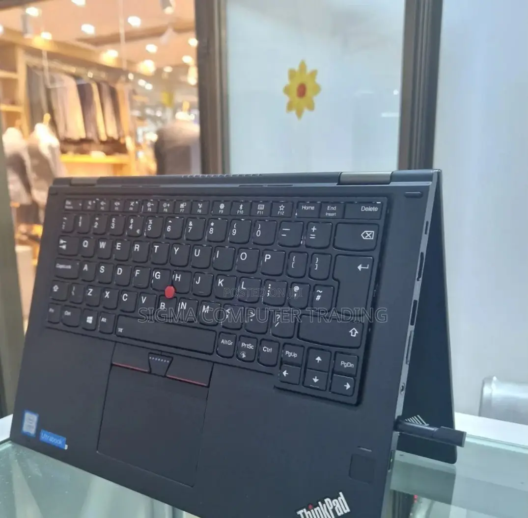 New Laptop Lenovo ThinkPad Yoga 8GB Intel Core I5 SSD 512GB