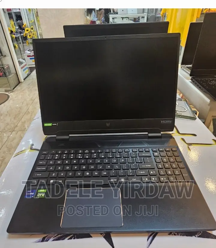 New Laptop Acer Predator Helios 300 16GB Intel Core I9 SSD 512GB