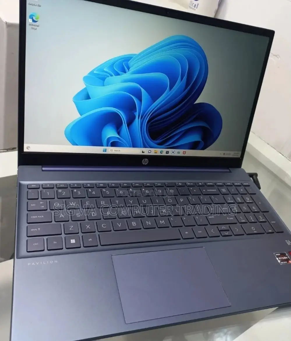 New Laptop HP Pavilion 15 8GB AMD Ryzen 5 SSD 512GB