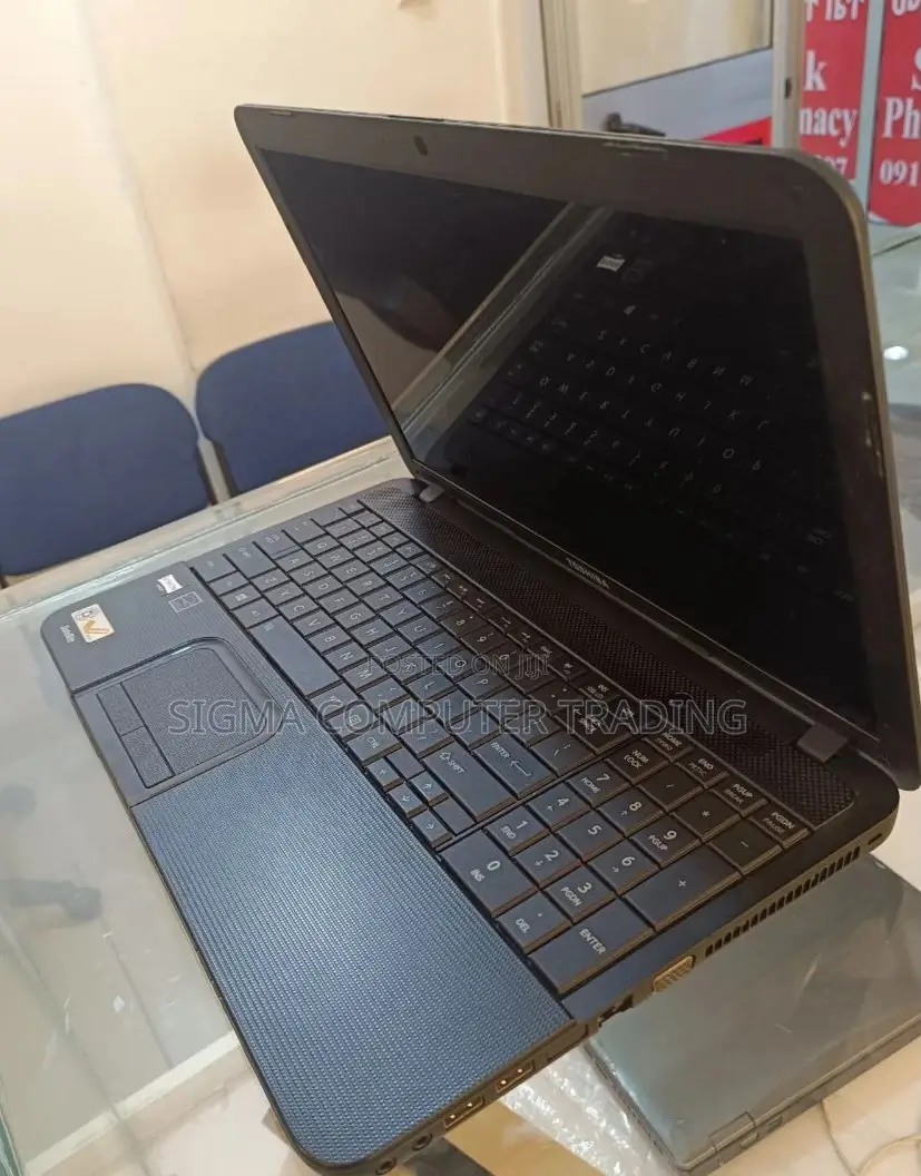 Laptop Toshiba Tecra M10 4GB AMD HDD 500GB