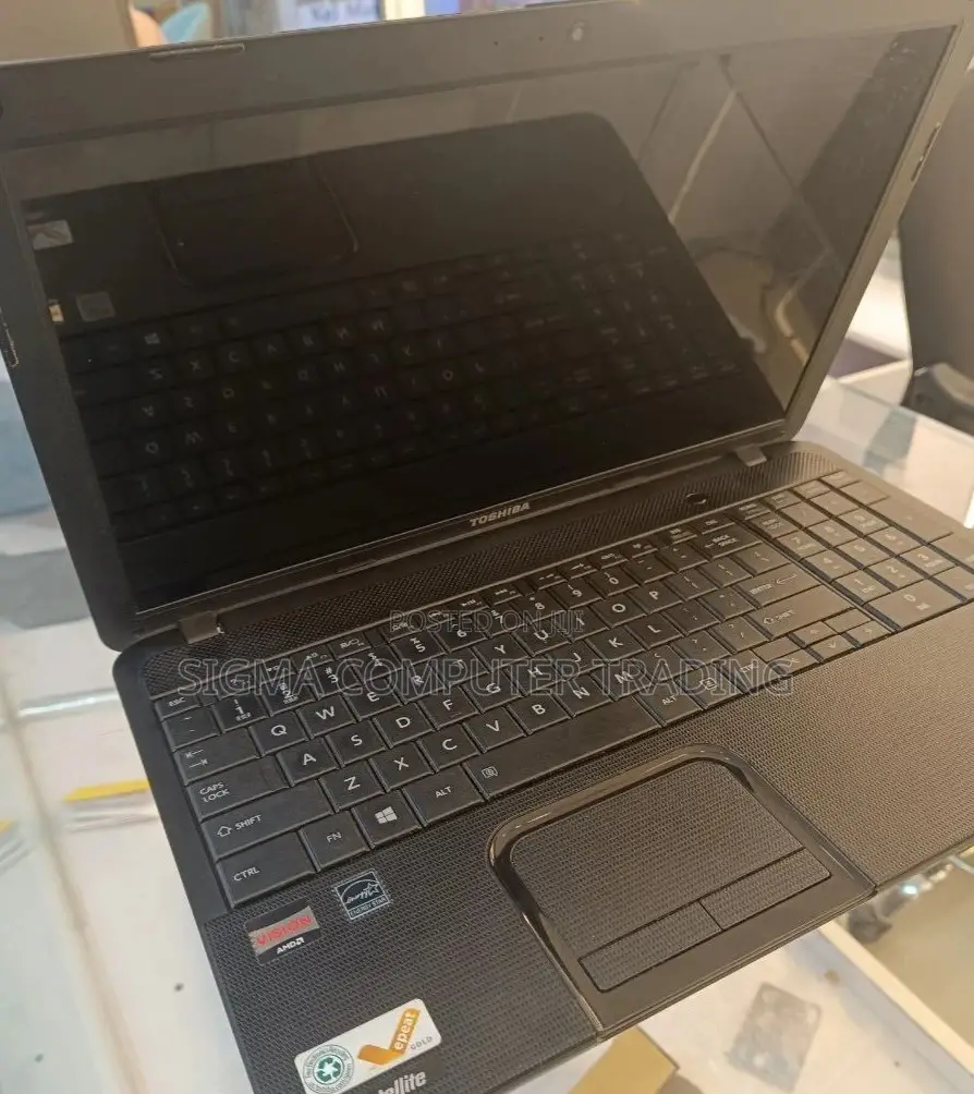 Laptop Toshiba Tecra M10 4GB AMD HDD 500GB