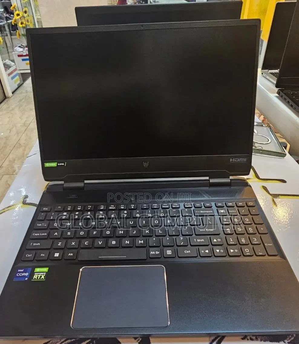 New Laptop Acer Predator Helios 300 16GB Intel Core I9 SSD 512GB