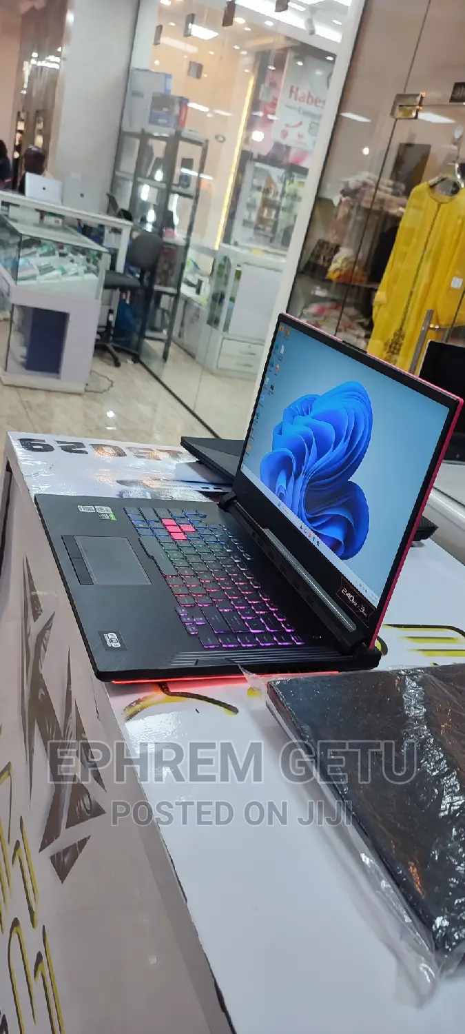 New Laptop Asus ROG Strix G15 16GB Intel Core I7 SSD 512GB