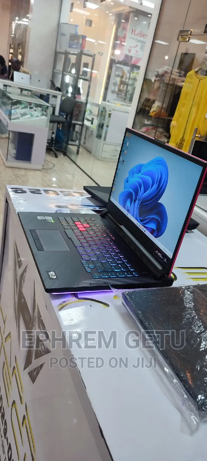 New Laptop Asus ROG Strix G15 16GB Intel Core I7 SSD 512GB