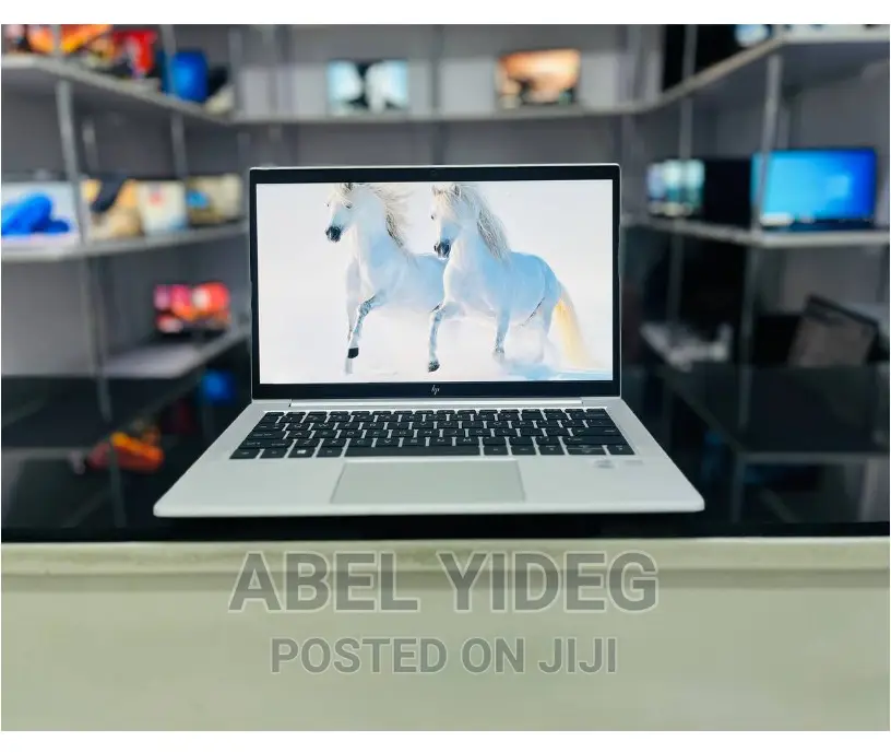 New Laptop HP EliteBook 830 16GB Intel Core I7 SSD 512GB