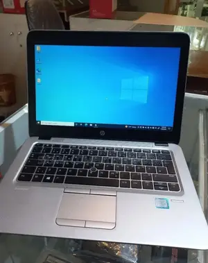 Photo - New Laptop HP EliteBook 820 G4 8GB Intel Core I5 SSD 256GB