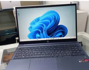 New Laptop HP 8GB AMD Ryzen 5 SSD 512GB