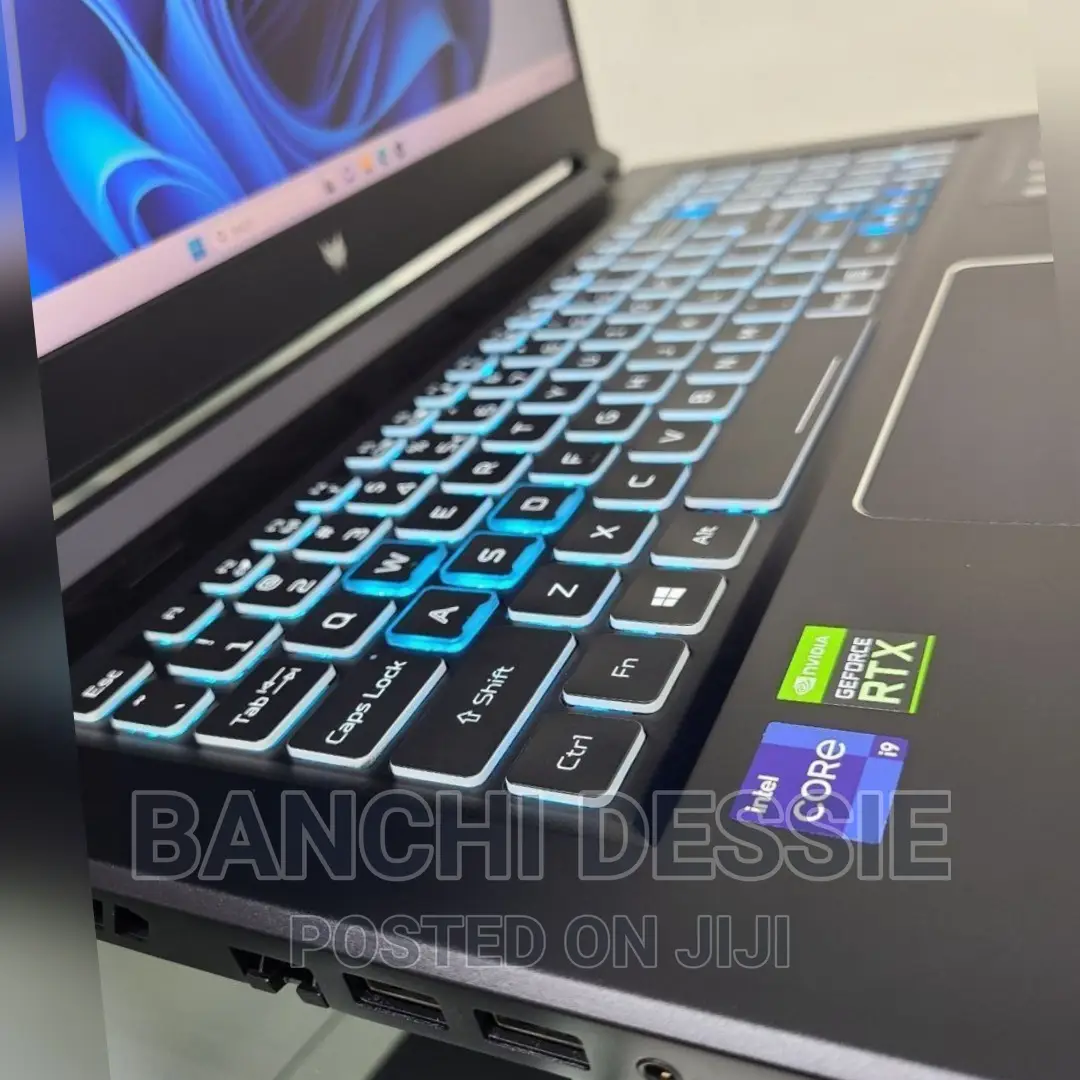 New Laptop Acer Predator Helios 300 16GB Intel Core I9 SSD 1T