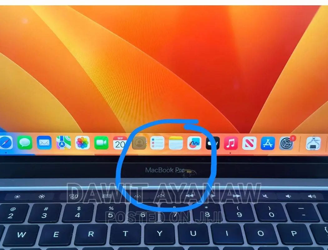 New Laptop Apple MacBook Pro 2020 8GB Apple M1 SSD 256GB