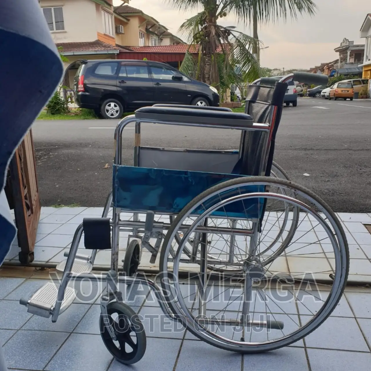 We Offering Aluminium Wheelchairs to Provide the Options