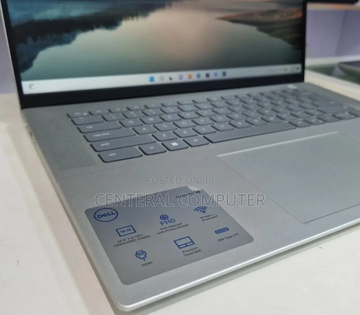 New Laptop Dell Inspiron 15 16GB Intel Core I7 SSD 512GB
