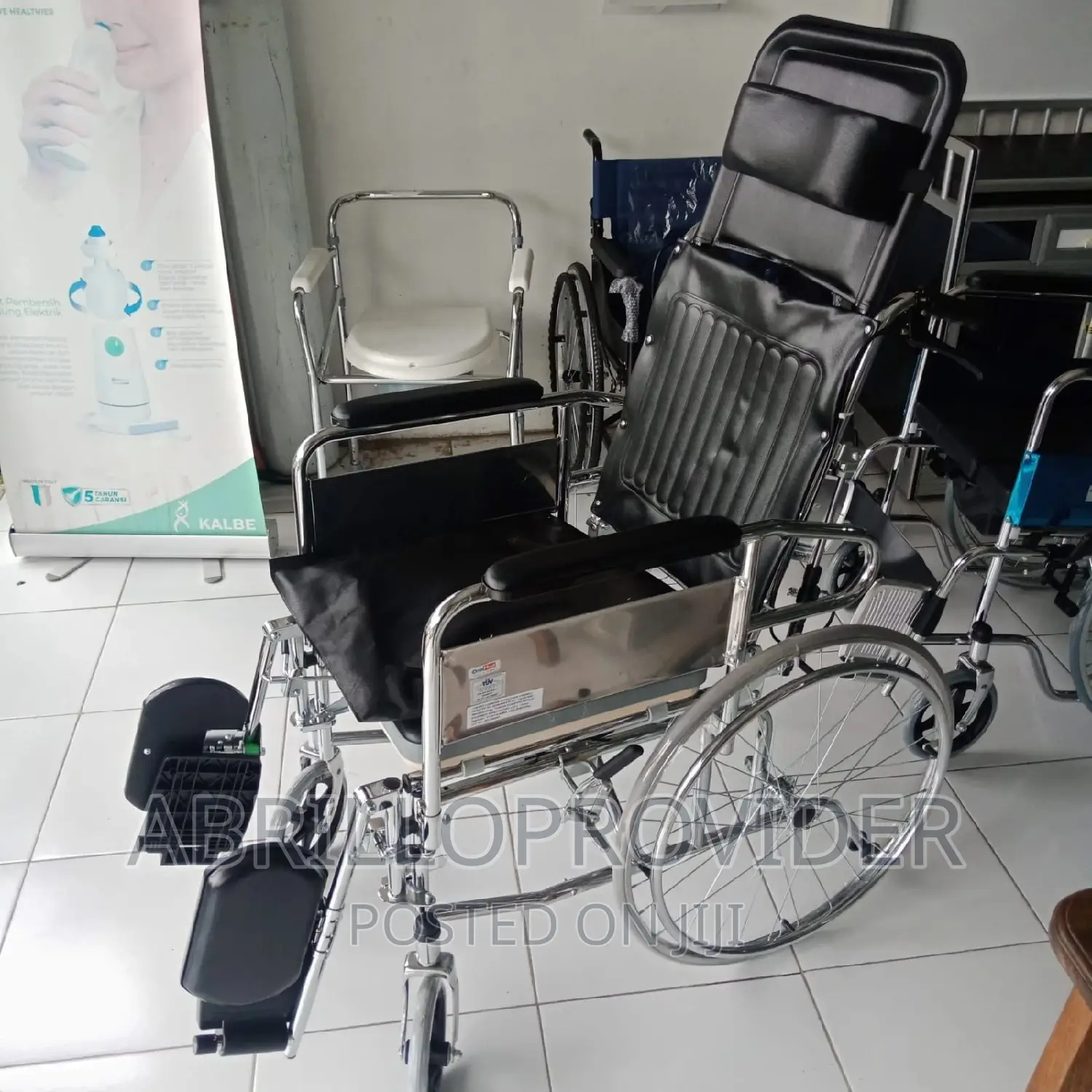 Toilet Wheelchair ባለ ብዙ ጥቅም