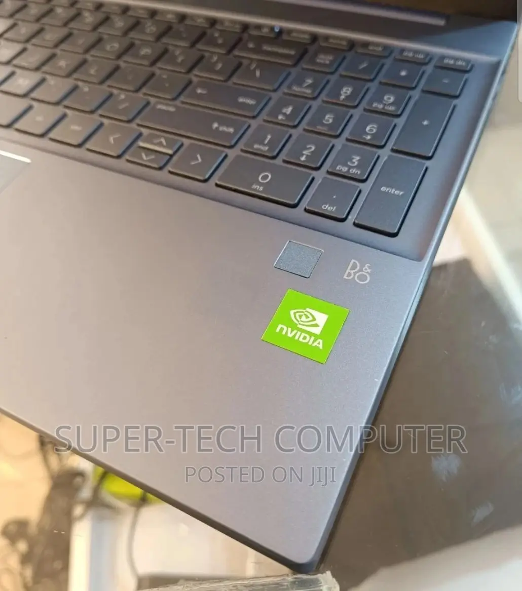 New Laptop HP Pavilion 15 8GB Intel Core I7 SSD 512GB