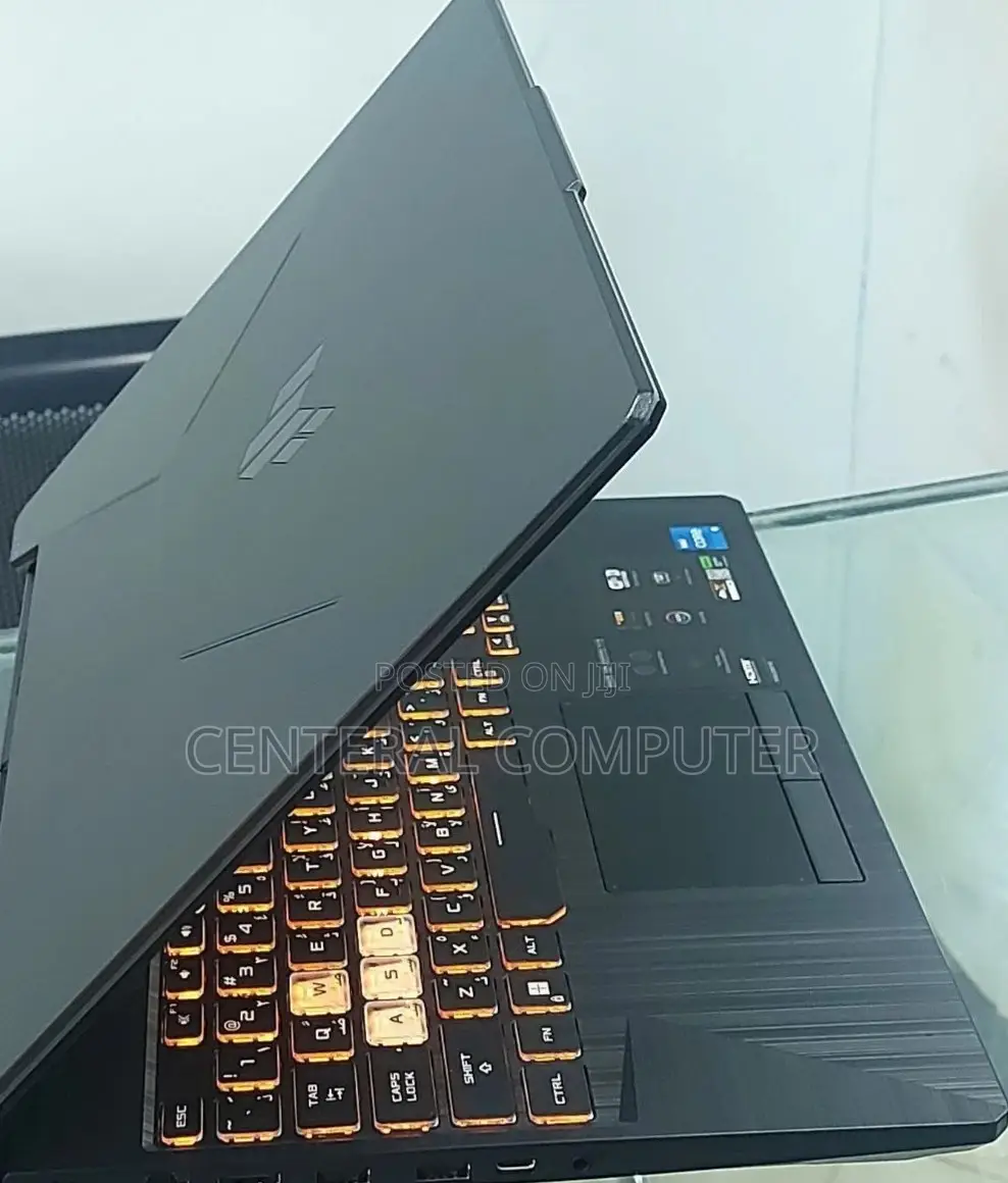 New Laptop Asus TUF516P 16GB Intel Core I7 SSD 512GB