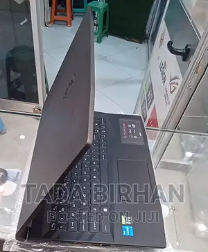 New Laptop MSI Pulse GL66 16GB Intel Core I7 SSD 1T