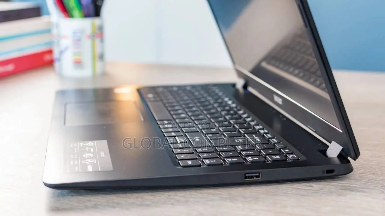 New Laptop Acer Aspire VX 15 4GB AMD A10 HDD 1T