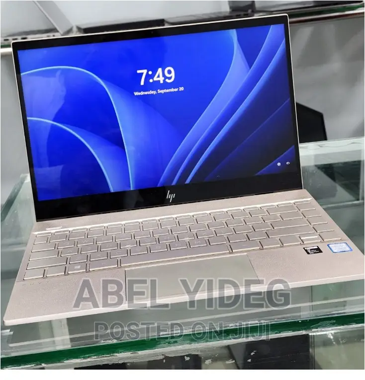New Laptop HP Envy 14 8GB Intel Core I5 SSD 512GB