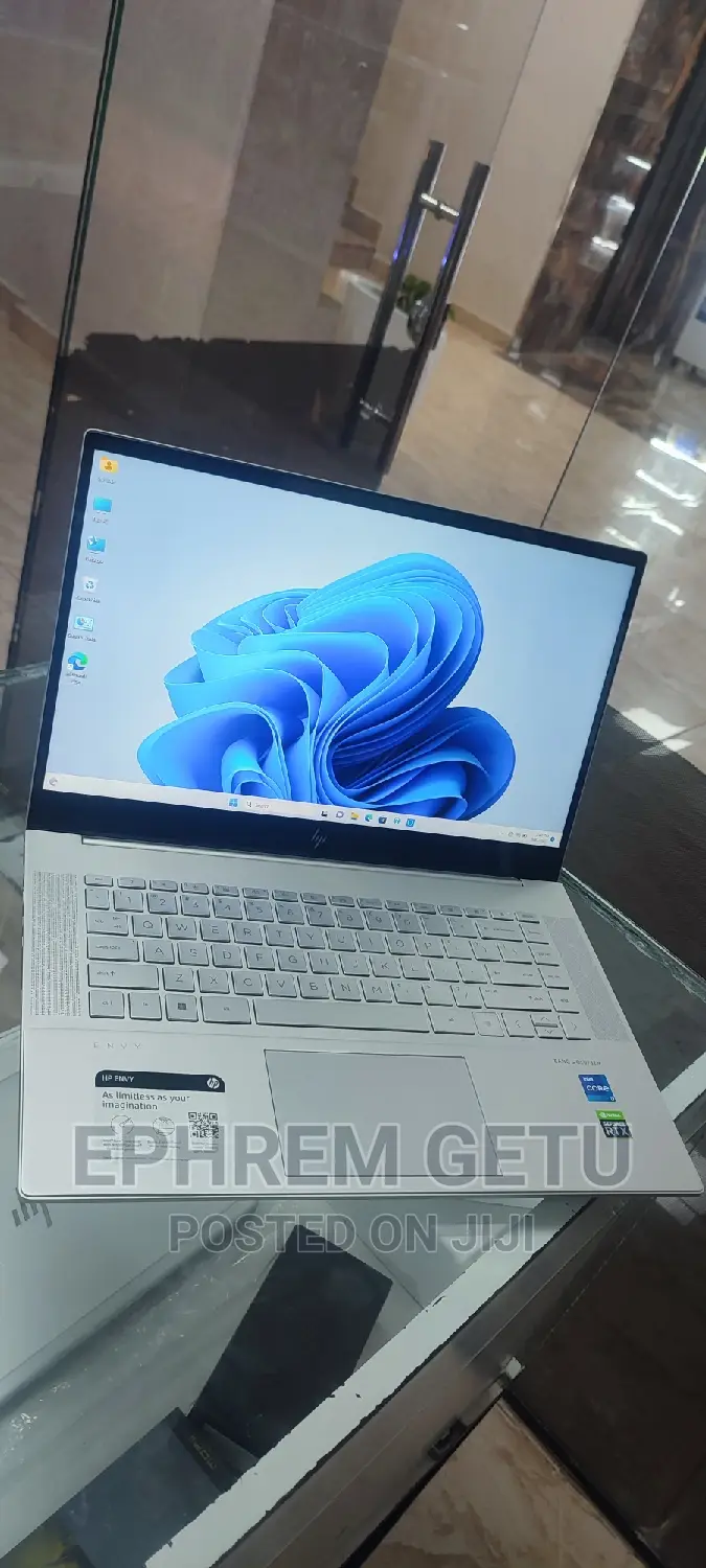 New Laptop HP Envy 15 16GB Intel Core I7 SSD 1T