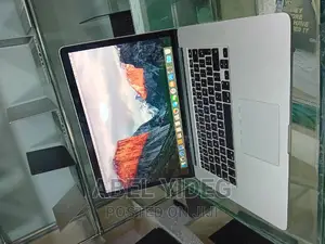 New Apple MacBook Pro 2015 16GB Intel Core I7 SSHD (Hybrid) 512GB