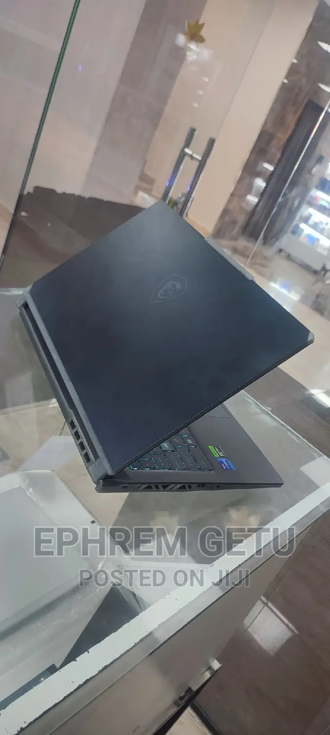 New Laptop MSI MSI Sword 15 8GB Intel Core I7 SSD 512GB