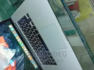 New Apple MacBook Pro 2015 16GB Intel Core I7 SSHD (Hybrid) 512GB