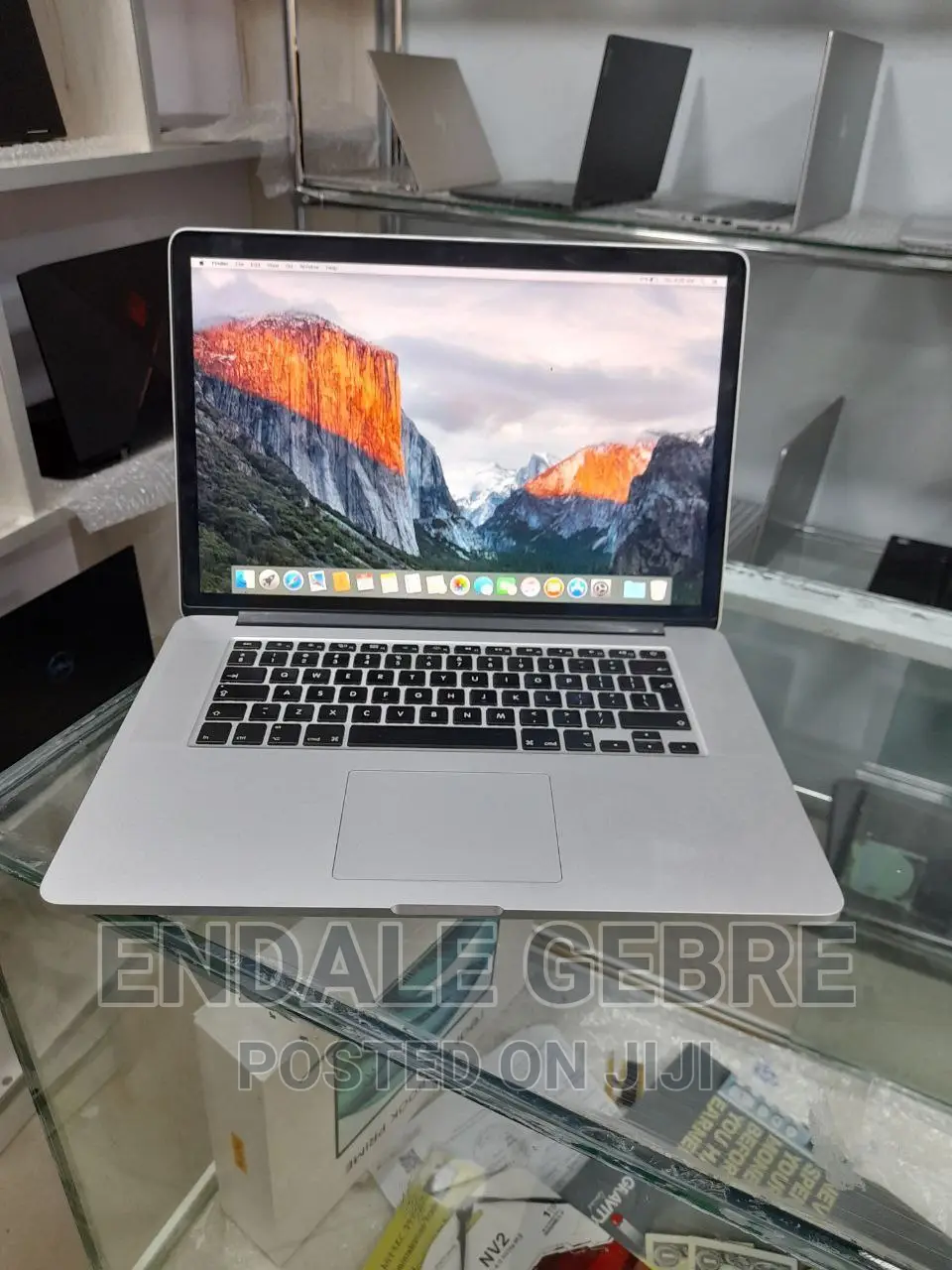 New Laptop Apple MacBook 2015 16GB Intel Core I7 SSD 512GB