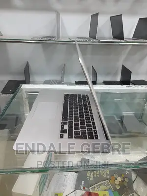 New Laptop Apple MacBook 2015 16GB Intel Core I7 SSD 512GB