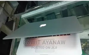 New Laptop Apple MacBook Pro 2015 16GB Intel Core I5 SSD 512GB