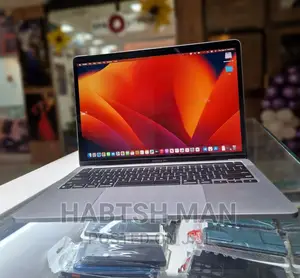 New Laptop Apple MacBook Pro M1 8GB Apple M1 Pro SSD 256GB