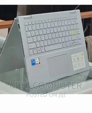 New Laptop Asus VivoBook 15 X505BA 8GB Intel Core I5 SSD 512GB