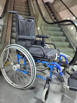 Used Classic Folding Wheelchair