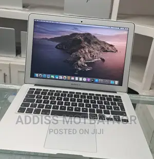 New Laptop Apple MacBook Pro 2017 8GB Intel Core I5 SSD 128GB