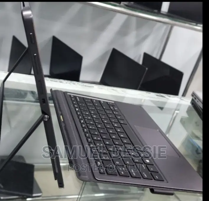 New Laptop HP Elite X2 1012 8GB Intel Core I5 SSD 256GB