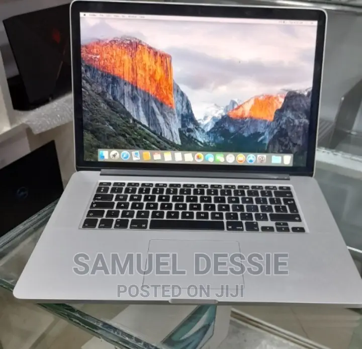 New Laptop Apple MacBook Pro 2015 16GB Intel Core I7 SSD 512GB