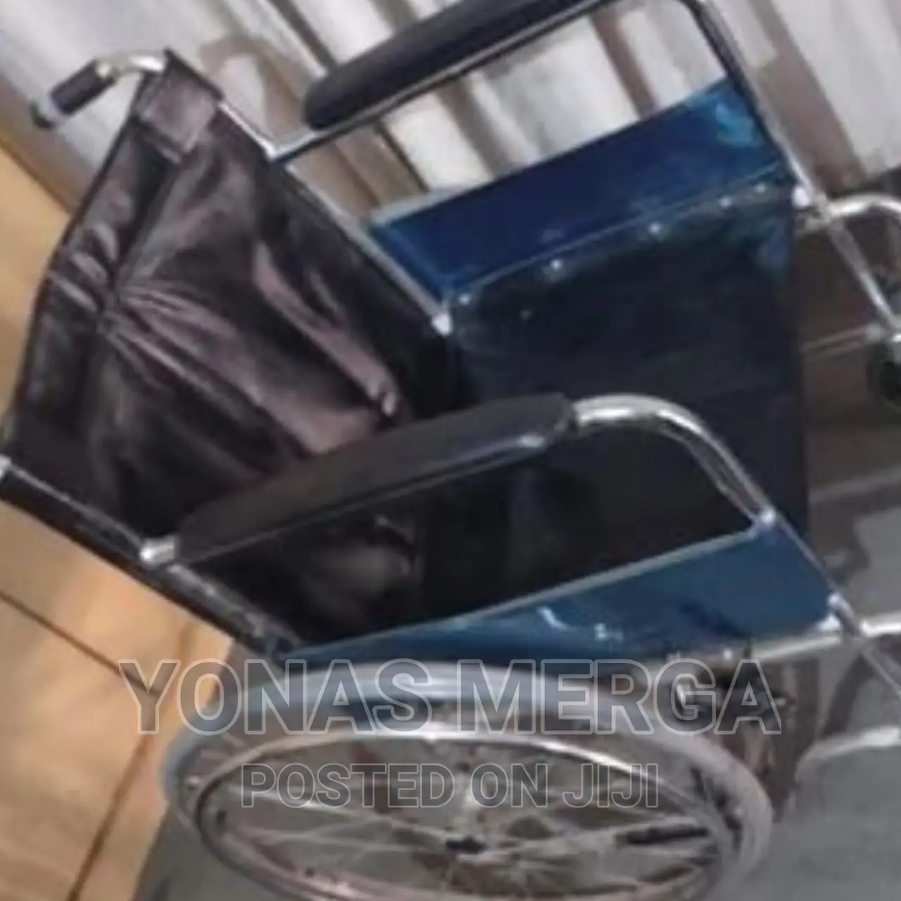 Hospital Foldable Wheelchair With Chrome Frame for Disable