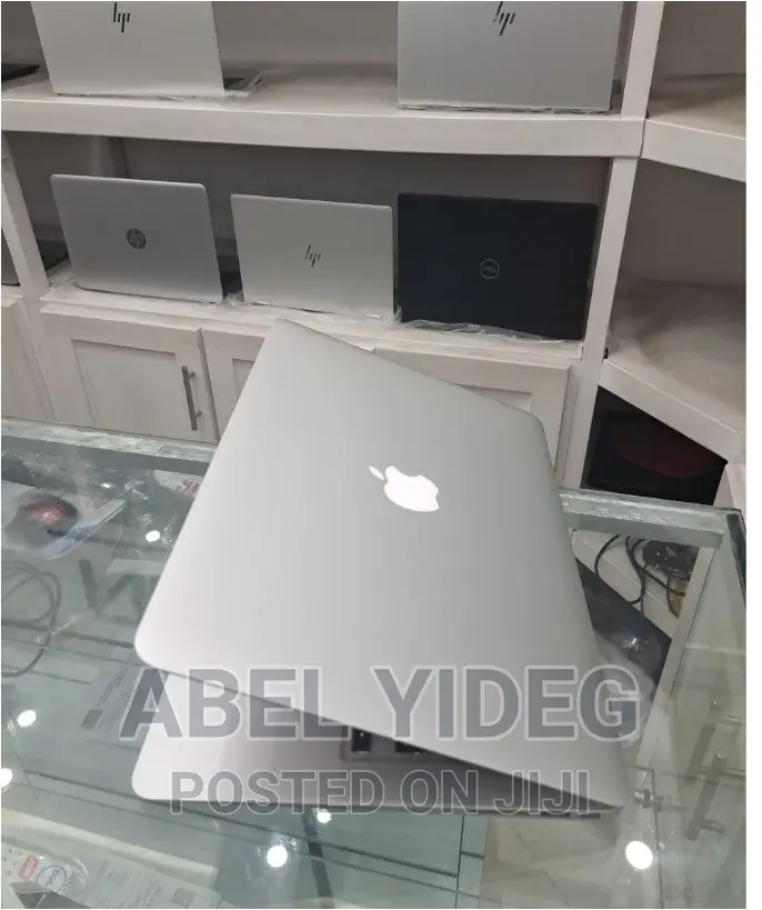 New Laptop Apple MacBook Air 2017 8GB Intel Core I5 SSD 128GB