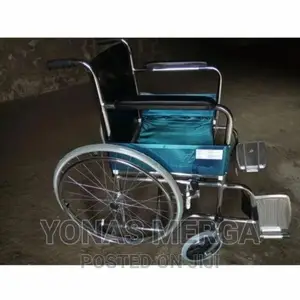 Foldable Manual Wheel Chair, Weight Capacity: 250 LBS