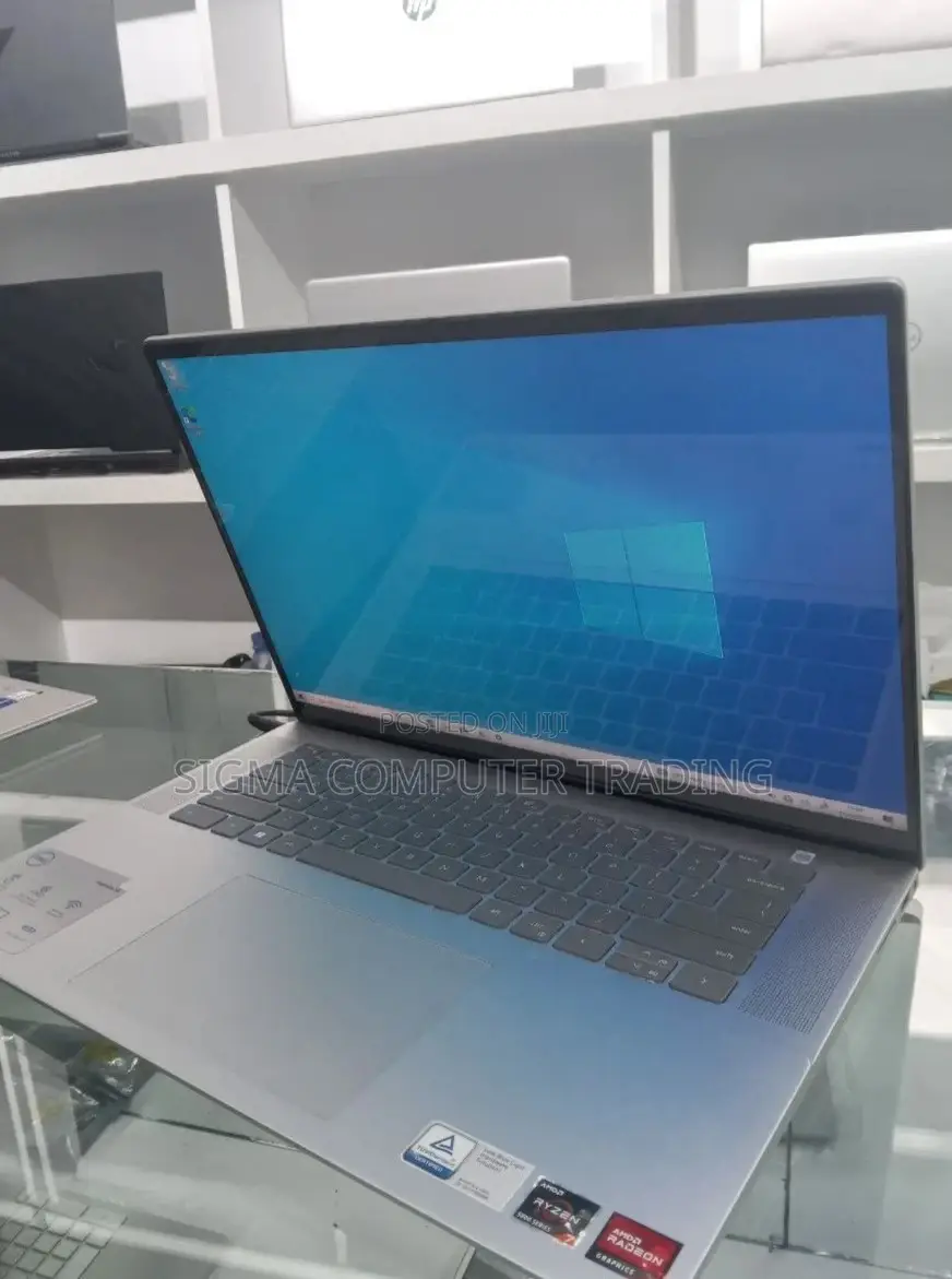New Laptop Dell Inspiron 15 16GB AMD Ryzen 7 SSD 1T