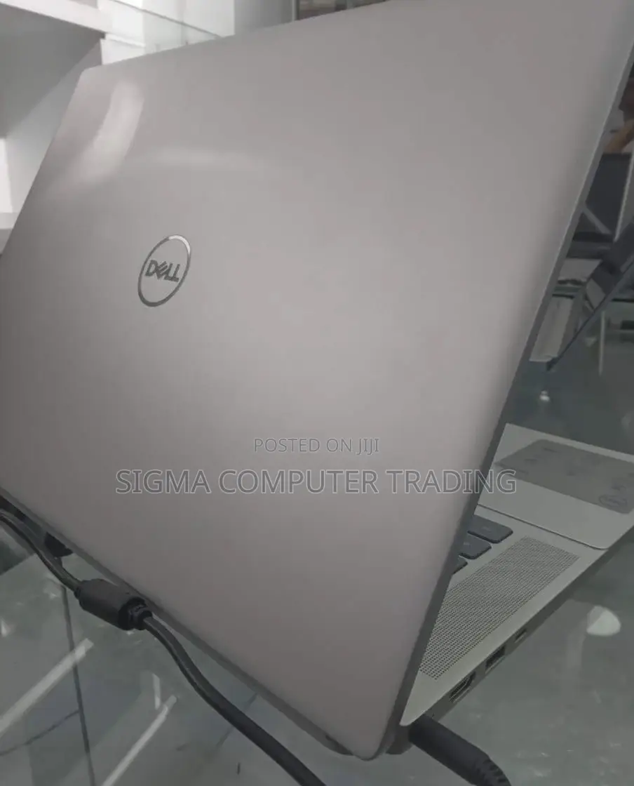 New Laptop Dell Inspiron 15 16GB AMD Ryzen 7 SSD 1T