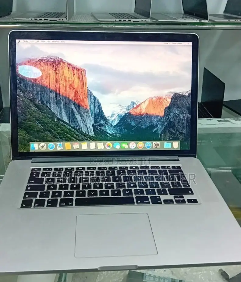 New Laptop Apple MacBook 2015 16GB Intel Core I7 SSD 512GB
