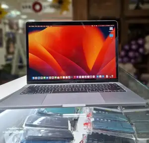 New Laptop Apple MacBook Pro M1 8GB Apple M1 SSD 256GB