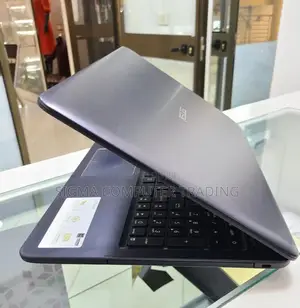 Photo - Laptop Asus VivoBook 15 X505BA 4GB Intel Celeron HDD 1T