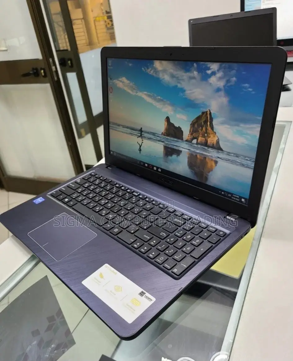 Laptop Asus VivoBook 15 X505BA 4GB Intel Celeron HDD 1T