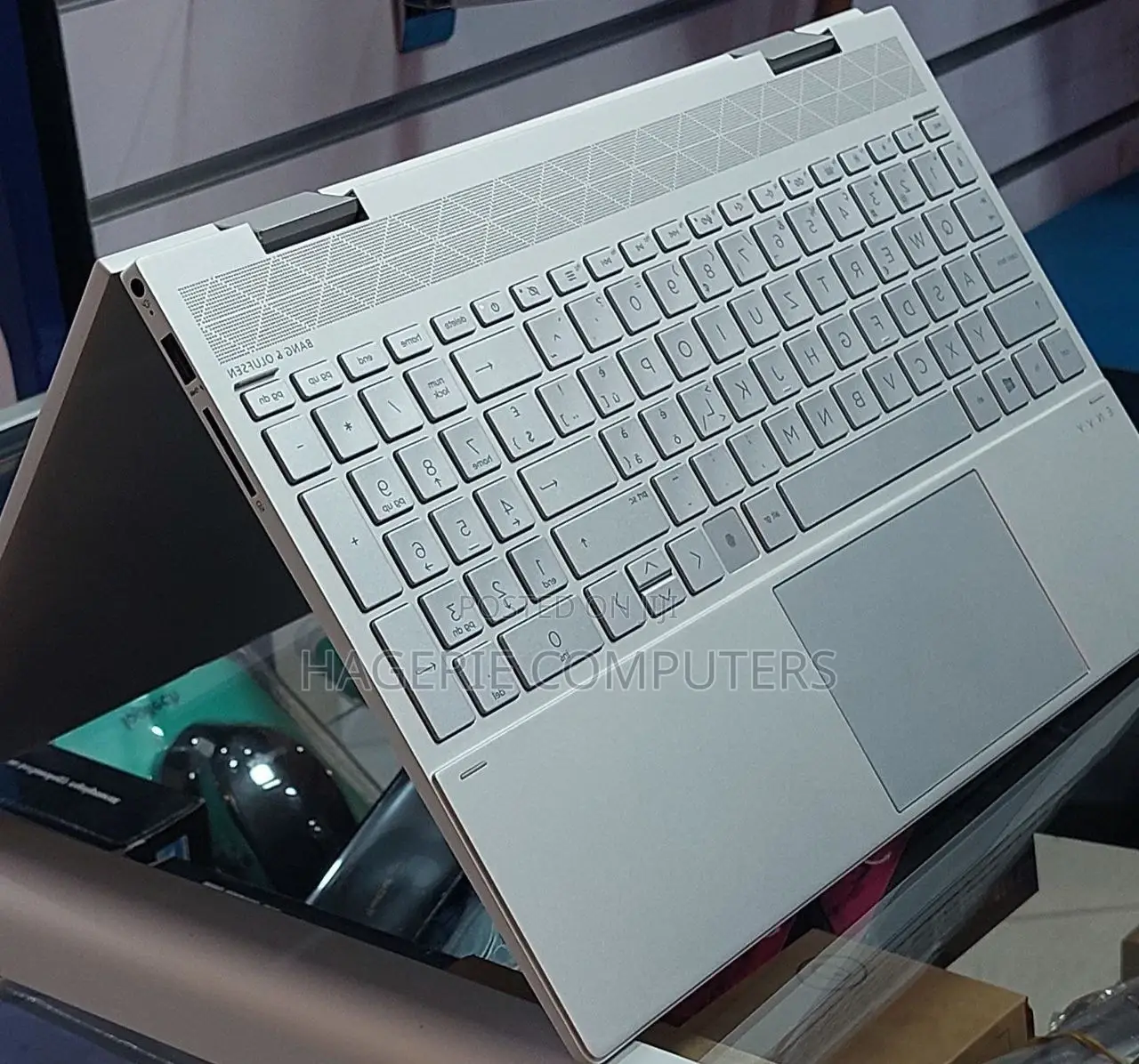 New Laptop HP Envy X360 8GB Intel Core I7 SSD 512GB