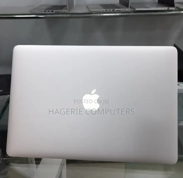 New Laptop Apple MacBook Pro 2015 16GB Intel Core I7 SSD 512GB