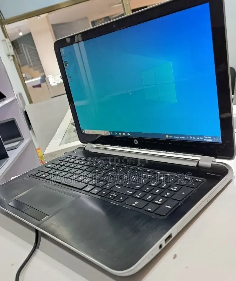 New Laptop HP Pavilion 15 8GB Intel Core I7 HDD 750GB