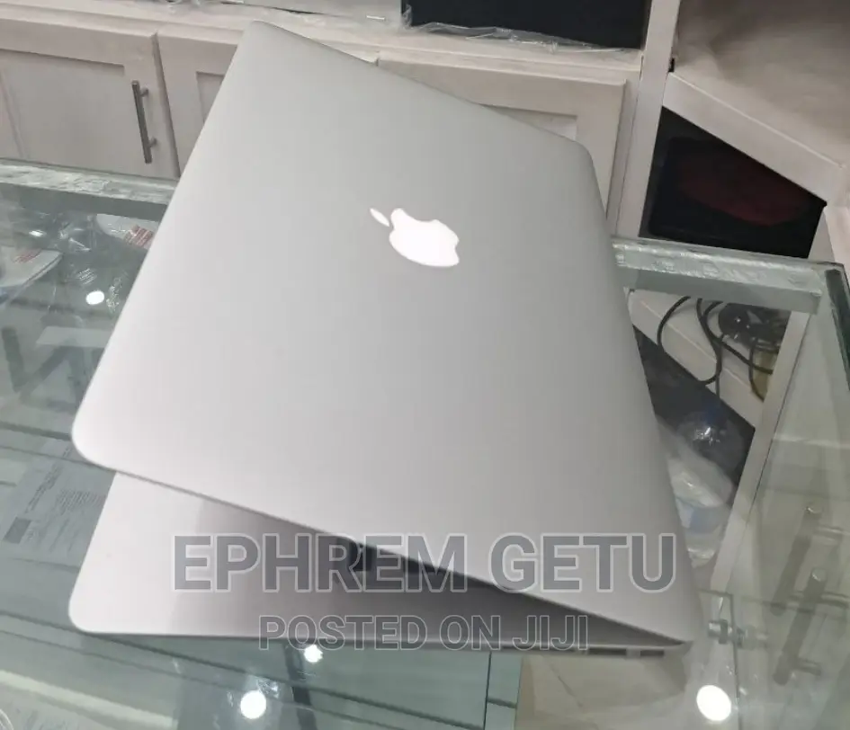New Laptop Apple MacBook Air 2017 8GB Intel Core I5 SSD 128GB