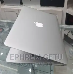 New Laptop Apple MacBook Air 2017 8GB Intel Core I5 SSD 128GB