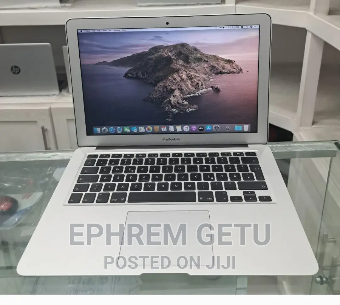 New Laptop Apple MacBook Air 2017 8GB Intel Core I5 SSD 128GB